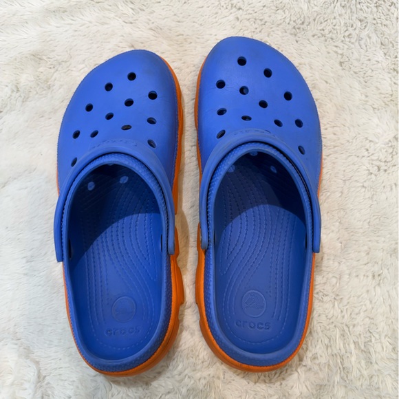 Unisex CROCS Duet Sports clogs in blue & orange
M10/W12 - Picture 2 of 8